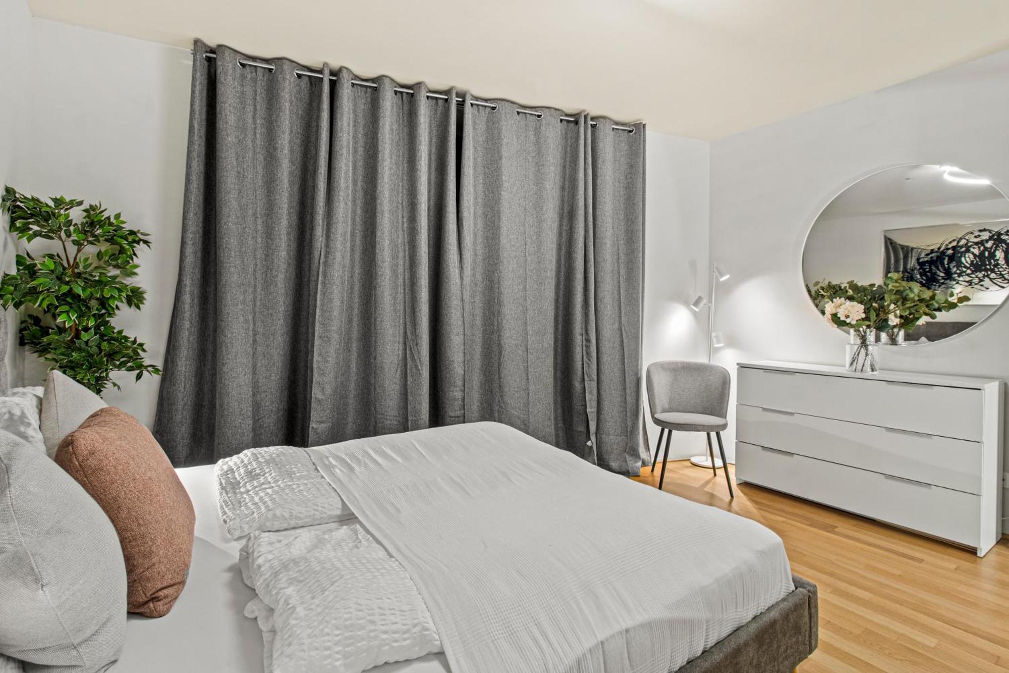 Balcony I 5 Minutes To Belvedere I Great Location 2 Minutes To Main Station Apartment Wien