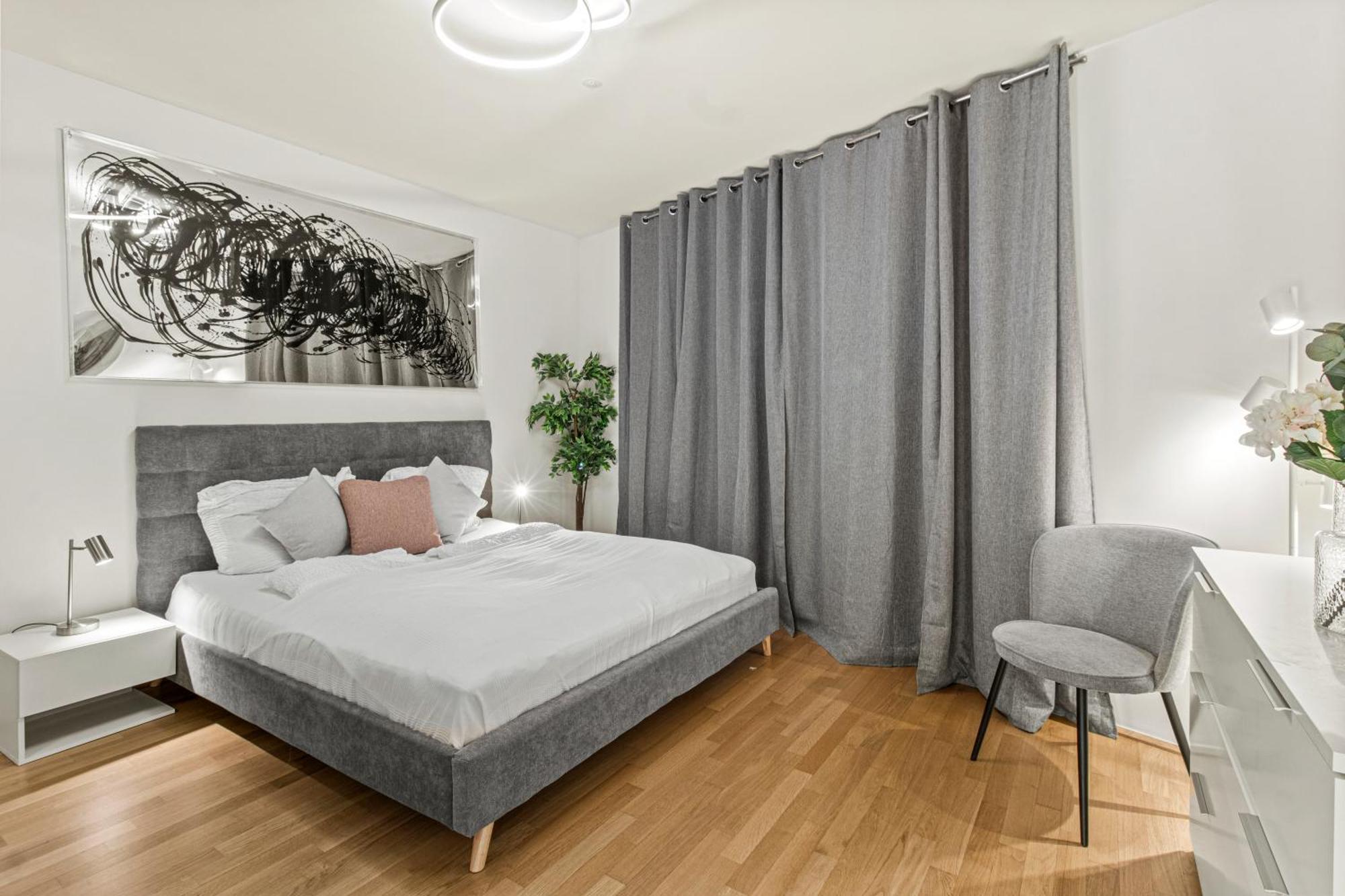Balcony I 5 Minutes To Belvedere I Great Location 2 Minutes To Main Station * Wien
